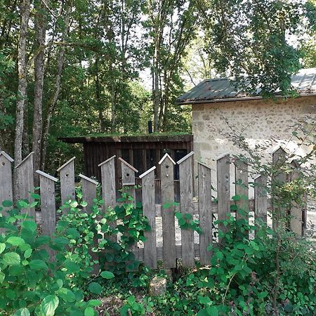 Le Gite De La Cabane De L'Oiseau Couze-et-Saint-Front Экстерьер фото