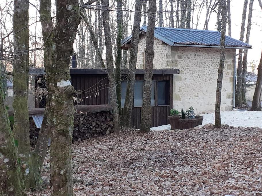 Le Gite De La Cabane De L'Oiseau Couze-et-Saint-Front Экстерьер фото